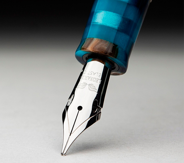 Los Beneficios de escribir con pluma estilográfica - Estilográficas Viena